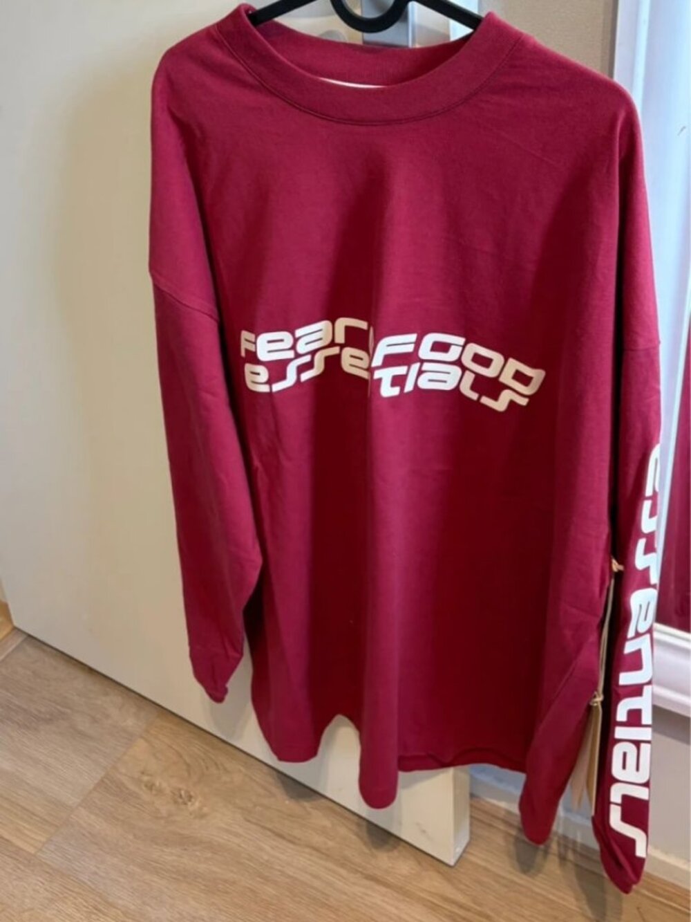 Fear of God Essentials Logo Long Sleeve T-Shirt Burgundy Size S